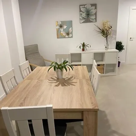 California 4a Apartment